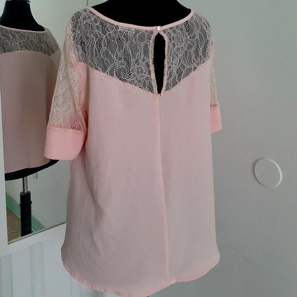 Unique Spectrum Blush Pink Peach Mesh Floral Lace Top Back Keyhole Baby Doll Top - Picture 4 of 10